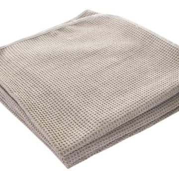 Platinum embossed microfibre 65×90