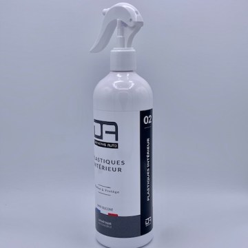 Plastiques intérieur 02